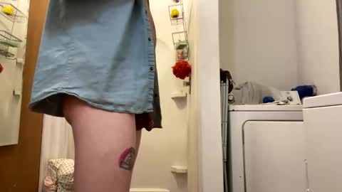 tonyclark825 online show from February 25, 1:52 am