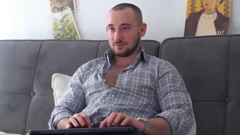 Just an artist online show from January 17, 8:56 am