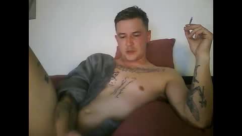 tonystrawberry online show from May 8, 12:16 am