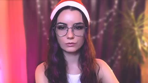 Elizabeth online show from January 1, 6:49 pm