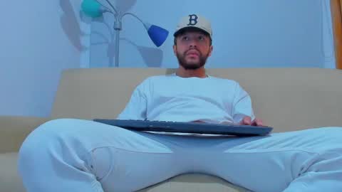 Tony Dee online show from March 12, 1:25 am