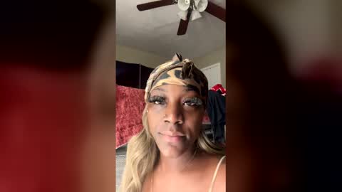 toosweeetiff online show from January 18, 5:16 am