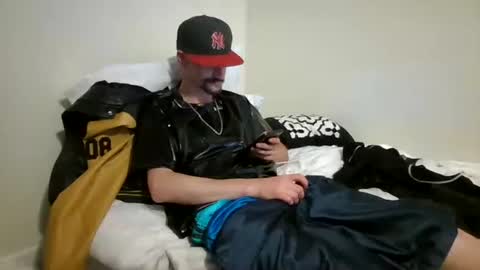 SagMeOreduceMe online show from April 14, 9:56 am