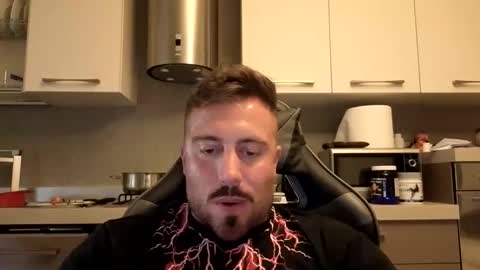 toro_arrapato online show from April 28, 1:37 pm