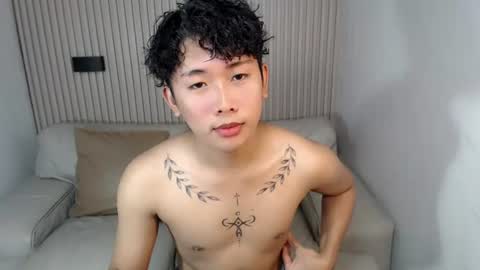 totalbabe1x online show from June 27, 5:19 pm