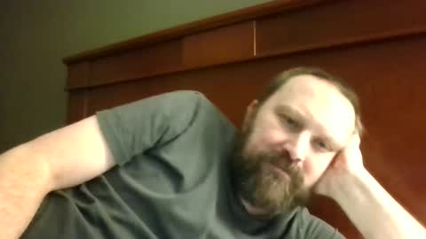 Snapshot of totalpackage2089 chatting on February 1, 12:29 am Big Daddy Balls online show from February 1, 12:29 am