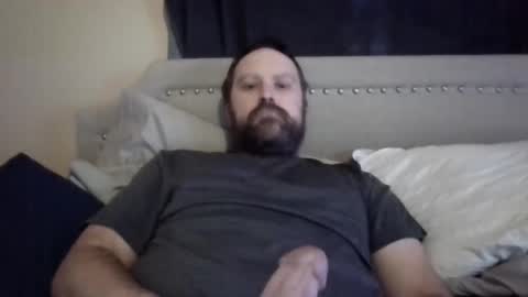 Snapshot of totalpackage2089 chatting on December 3, 3:28 pm Big Daddy Balls online show from December 3, 3:28 pm