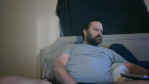 Snapshot of totalpackage2089 chatting on December 13, 4:33 am Big Daddy Balls online show from December 13, 4:33 am