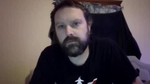 Snapshot of totalpackage2089 chatting on December 10, 4:56 am Big Daddy Balls online show from December 10, 4:56 am
