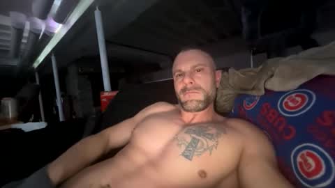 totalrecall1717 online show from December 1, 2:31 am