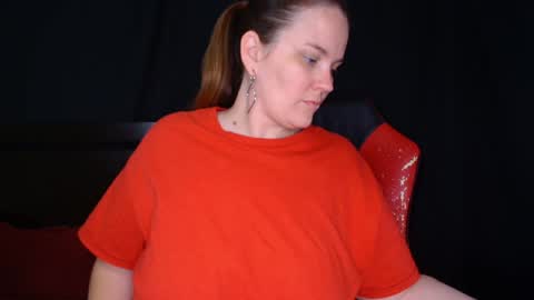 Lilly Miss Mistress Goddess Maam Queen Boss online show from April 25, 3:31 pm