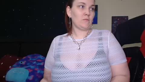 Snapshot of toxiclilly chatting on September 19, 8:18 am Lilly Miss Mistress Goddess Maam Queen Boss online show from September 19, 8:18 am