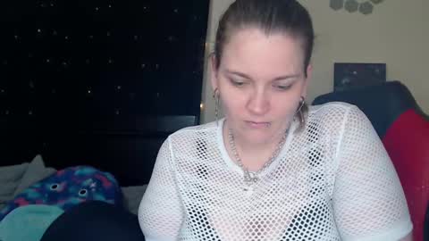 Snapshot of toxiclilly chatting on March 6, 8:09 am Lilly Miss Mistress Goddess Maam Queen Boss online show from March 6, 8:09 am