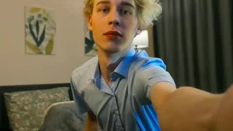 Max online show from November 23, 12:58 pm