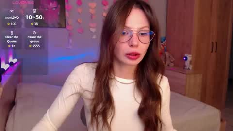 toxkiss online show from December 5, 5:17 am