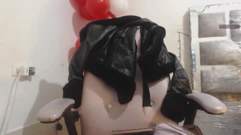 toxca69 online show from February 7, 4:15 am