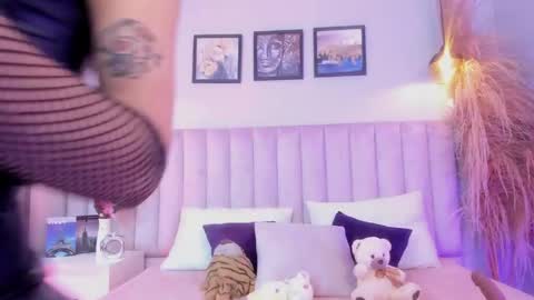 Tracy  online show from March 20, 8:58 pm