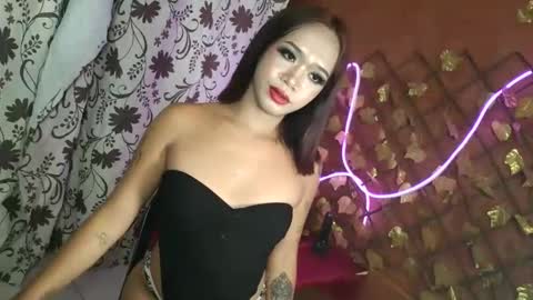 transandrea18 online show from April 17, 7:44 am