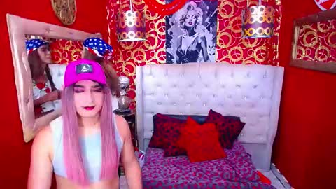 Snapshot of transboyspein chatting on October 4, 10:46 am transboyspein online show from October 4, 10:46 am