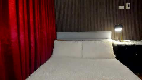 Snapshot of transdaizy19 chatting on December 9, 2:45 am Daisy online show from December 9, 2:45 am