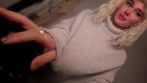 ALMIGHTY GODDESS VALENTINA online show from October 31, 12:44 am