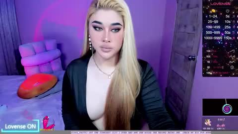 Snapshot of transsalawahan chatting on February 23, 7:38 pm BELLA online show from February 23, 7:38 pm