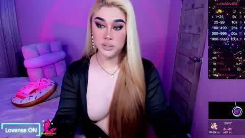 Snapshot of transsalawahan chatting on February 24, 8:36 pm BELLA online show from February 24, 8:36 pm