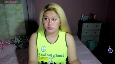 Snapshot of transsalawahan chatting on October 14, 4:48 am BELLA online show from October 14, 4:48 am
