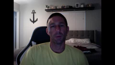 TravisKenn online show from December 19, 12:34 pm