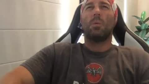 TravisKenn online show from April 20, 12:41 pm