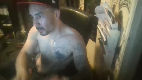 Snapshot of travistheterrible chatting on October 12, 9:49 pm Travis online show from October 12, 9:49 pm