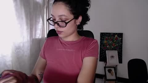 Emily online show from April 10, 5:39 pm