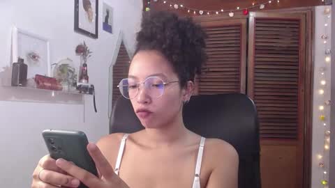 Emily online show from February 7, 5:29 pm