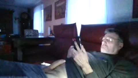 trebgeis1 online show from February 9, 4:43 pm