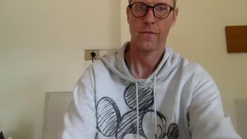 trebo00788 online show from May 10, 7:26 am