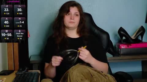 Snapshot of treejeanne chatting on October 10, 5:02 am TreeJeanne online show from October 10, 5:02 am