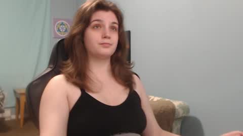 Snapshot of treejeanne chatting on February 25, 1:10 pm TreeJeanne online show from February 25, 1:10 pm