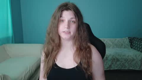TreeJeanne online show from May 14, 9:46 pm