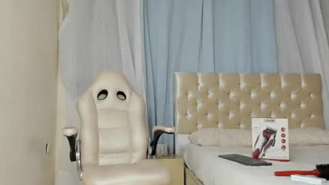 Snapshot of trevor_belmon chatting on September 25, 4:08 am Trevor Belmon online show from September 25, 4:08 am