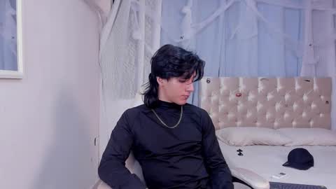 Snapshot of trevor_belmon chatting on October 26, 4:35 am Trevor Belmon online show from October 26, 4:35 am