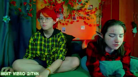 trickykitsune online show from November 7, 2:19 pm