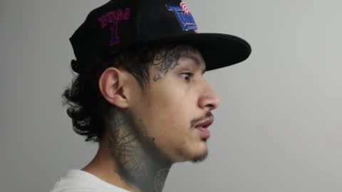 - trieone online show from February 20, 9:33 am