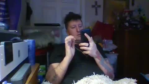 trillnonymau5 online show from January 25, 5:18 am