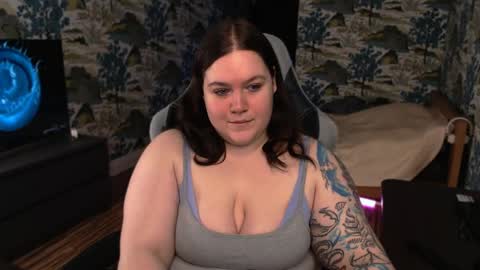 Tina online show from May 7, 12:01 pm