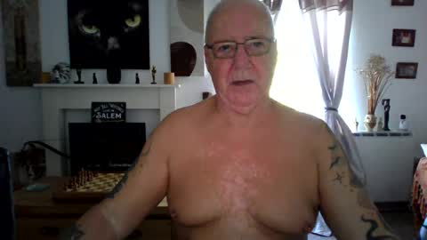 trinity1011 online show from July 18, 6:26 am