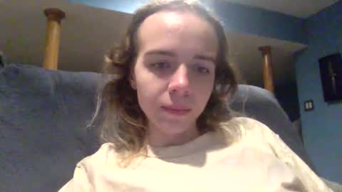 trippybb222 online show from October 16, 9:46 pm