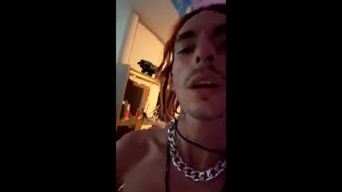 trippyc420 online show from April 3, 3:35 am