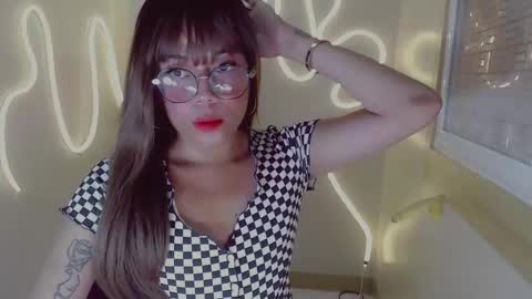 trixie_foxslut online show from January 7, 11:04 am