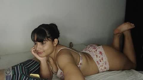 trixie_walker online show from December 7, 3:09 am