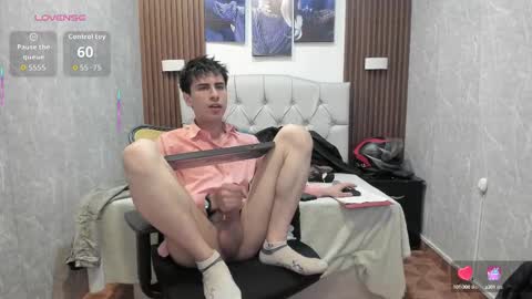 Troy online show from October 18, 4:44 pm